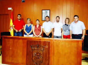 alcalde badolatosa y su equipo de concejales - toma posesion - 11-06-2011